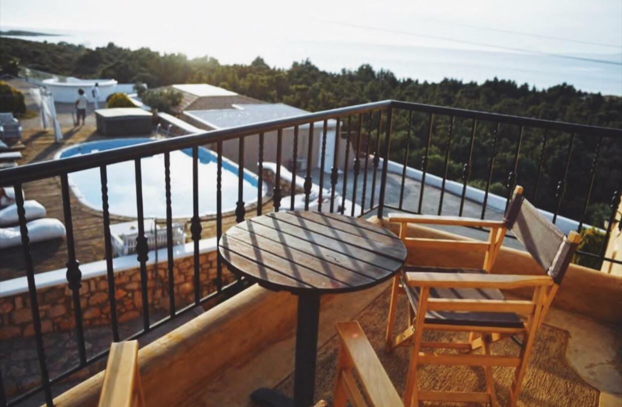 Elafonisos Mare Hotel Bagian luar foto